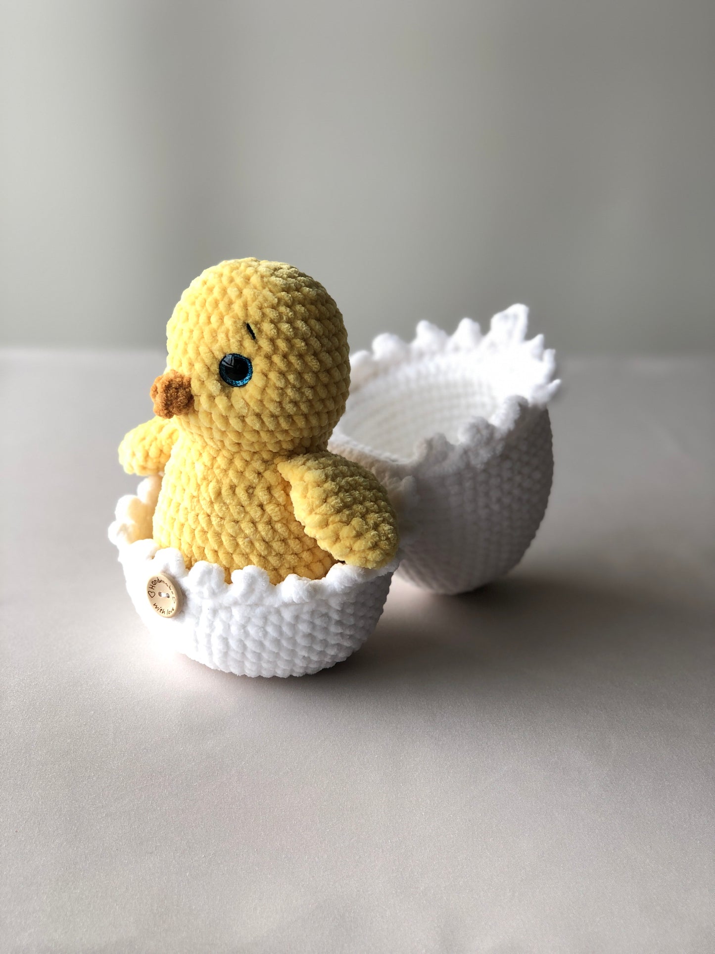 The Crocheted Chick & Its Cozy Shell