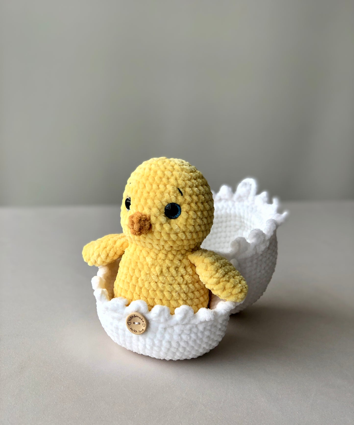 The Crocheted Chick & Its Cozy Shell