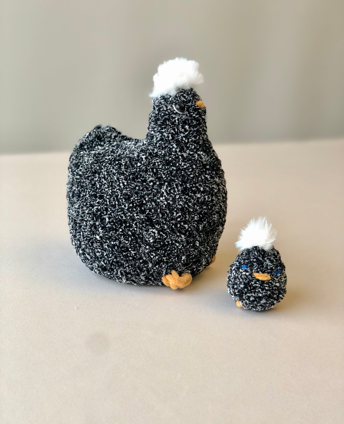 Crochet Hen with Surpise